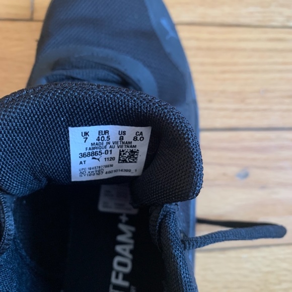 Puma running shoes - Picture 2 of 5